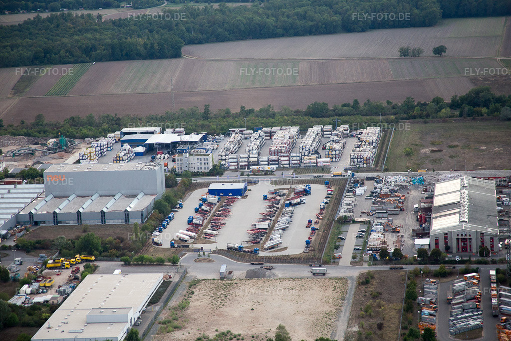 Luftbild: Worms, Industriegebiet Im Langgewan, Spedition Kube & Kubenz in Worms im Bundesland Rheinland-Pfalz in Deutschland. Foto: IMG_084260.jpg vom 02.09.2015 durch Werner Riehm/FLY-FOTO.de