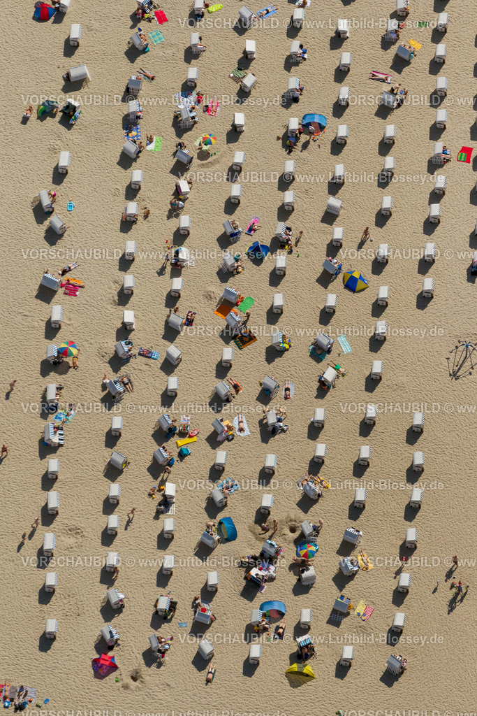 Kuehlungsborn12084448 | Meer, Strand, Strandkörbe, Ostseebad, Kurort,  Kühlungsborn, Ostsee, Mecklenburg-Vorpommern, Deutschland, Europa