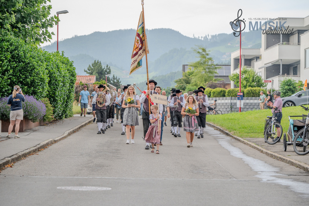 DSC_4276 | "Fussifoto.com – Ihr Ansprechpartner für hochwertige Fotografie! Entdecken Sie kreative Bilder und professionelle Dienstleistungen. Kontaktieren Sie uns für Ihre Projekte!"