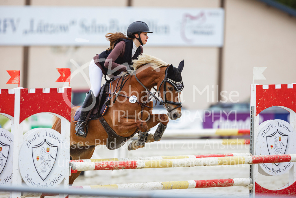 240426_Olfen-Vinnum_PonyTrophy-361 | Deine schönsten Turniermomente als professionelle Fotos! Entdecke hochwertige Pferdesport-Fotografie im Online-Shop. Jetzt Fotos finden & bestellen!