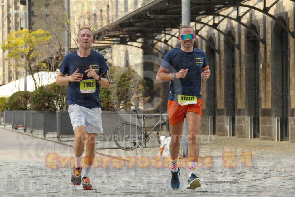 250920_1524_EV4_8682 | Sportfotografie im Rhein-Sieg Kreis, Köln, Bonn, NRW, Rheinland Pfalz, Hessen, etc. Unser Tätigkeitsfeld umfasst den Laufsport vom Volkslauf über den Marathon, Duathlon, Triathon bis zum Ultralauf wie Kölnpfad Ultra oder Schindertrail.