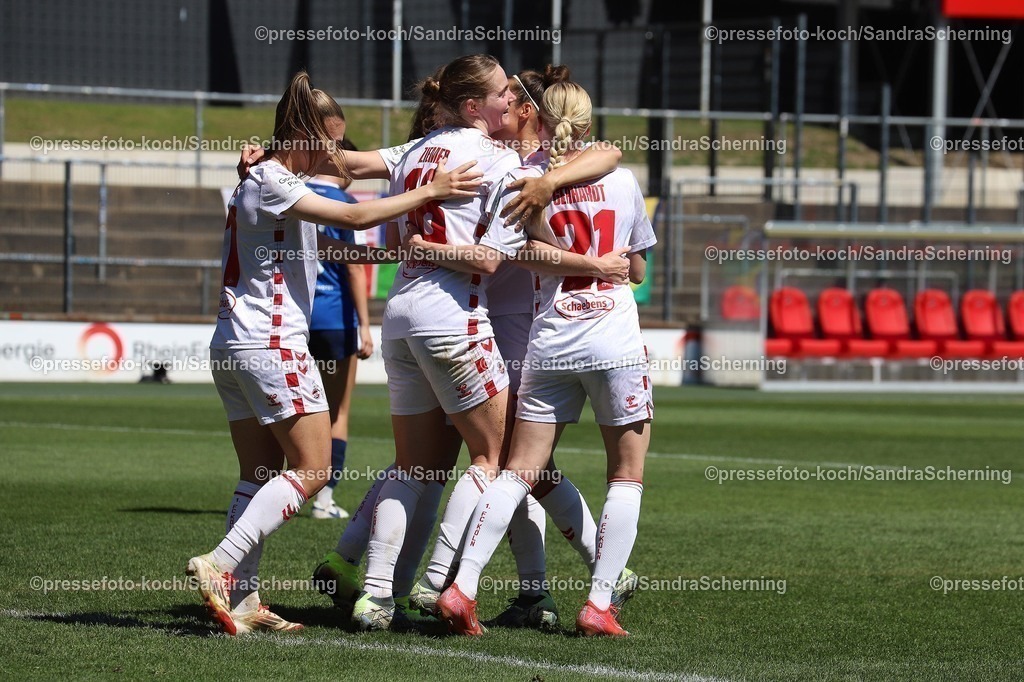 xSSC11052501002 | 11.05.2025, xsscx, Frauen Fußball, 1. FC Köln - Turbine Potsdam, 1. Fußball Bundesliga, 22. Spieltag, Franz-Kremer-Stadion, Saison 2024 2025: Torschützin Taylor Marie Ziemer (1. FC Köln 18) mit Anna Gerhardt (1. FC Köln 21) jubelnd nach den 2:0 DFB regulations prohibit any use of photographs as image sequences and or quasi-video.