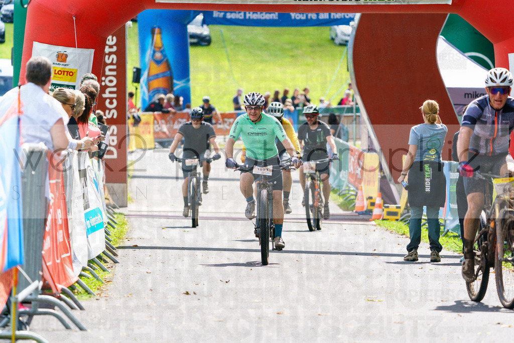 RennsteigRIDE Zieleinlaufbilder | Zieleinlauf RIDE 23