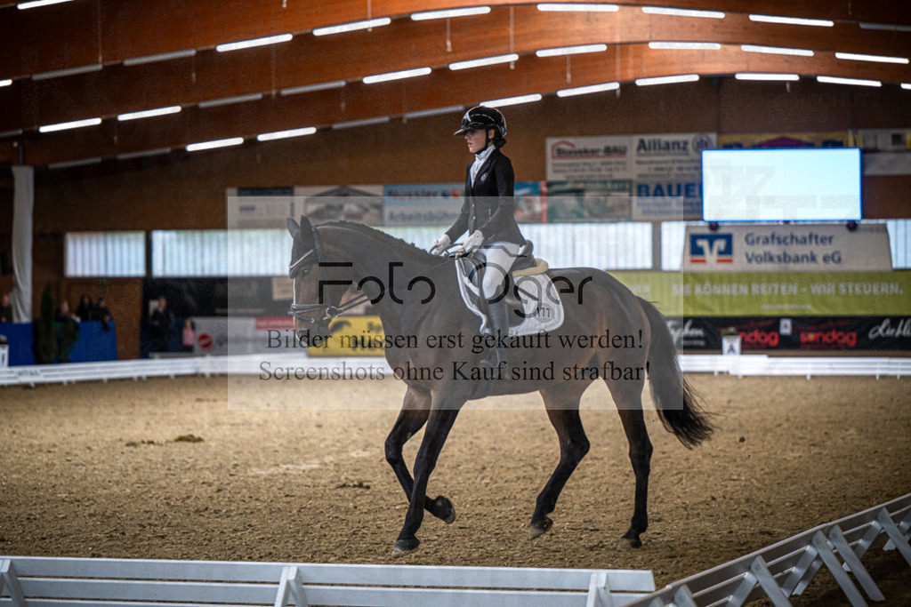 DOS_0353 | Entdecke hochwertige Reitturnierfotos von Foto Oger. Professionell, emotional und authentisch – jetzt Lieblingsmomente im Shop bestellen.Deutschlandweite Turnierfotografie. - Realisiert mit Pictrs.com