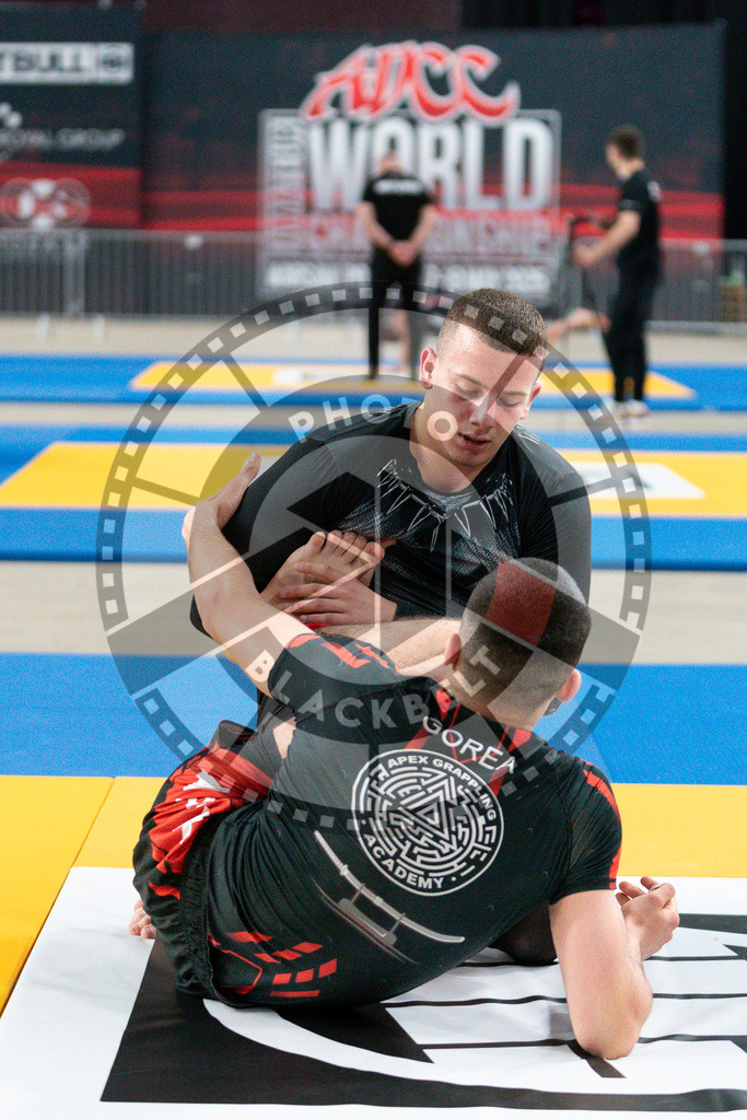 20250517PBB2019 | Athletes compete during the first day of the ADCC Amateur World Championship on May 15, 2025 in Warsaw, Poland. © Chiara Dazi / photoblackbelt