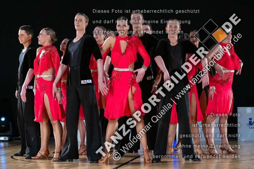 20250504-10714 | Hier finden Sie Tanz Bilder vom Latein und Standard Formationen tanzen. Sportbilder vom Tanzsport. Schöne Fotos und von Weltmeisterschaft, Europameisterschaft, Bundesliga, Regionalliga, Oberliga und Landesliga sowie von GOC Stuttgart, DanceComp, WM Bremen