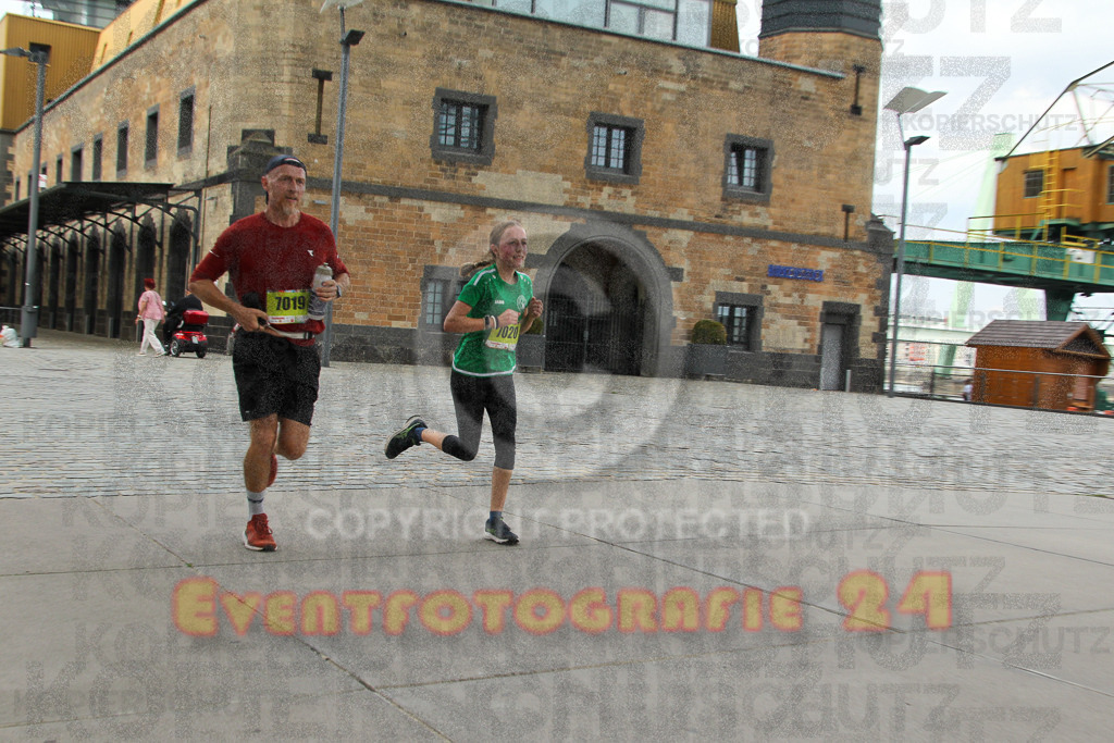 250920_1529_EV4_8920 | Sportfotografie im Rhein-Sieg Kreis, Köln, Bonn, NRW, Rheinland Pfalz, Hessen, etc. Unser Tätigkeitsfeld umfasst den Laufsport vom Volkslauf über den Marathon, Duathlon, Triathon bis zum Ultralauf wie Kölnpfad Ultra oder Schindertrail.