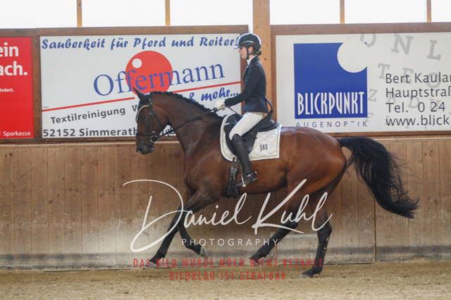 DKP43521 | Turniersportfotografie; Pferdefotografie; Dressurfotografie