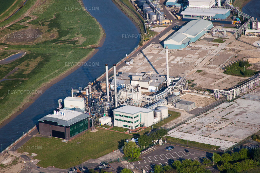Aerial view: Factory premises of the chemical producer Pfizer Ltd in Sandwich in the state England, Great Britain. – Photo: IMG_50538.jpg taken on 05/27/2012 by Werner Riehm/FLY-FOTO.com – Resolution of the original: 4752 x 3168 px