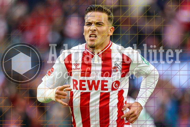 1. FC Köln vs FC Augsburg - 1. Bundesliga  | Köln, Deutschland, 18.10.25:   Said El Mala (1. FC Köln) Torjubel, jubelt nach seinem Treffer zum 1:1 waehrend des Spiels der 1. Bundesliga zwischen  1. FC Köln vs FC Augsburg im RheinEnergieStadion(Foto von Brauer-Fotoagentur / Adrian Schlueter)