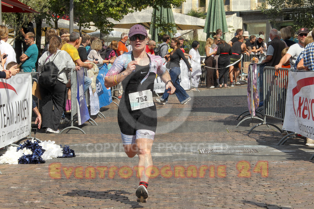250824_1459_EV4_2467 | Sportfotografie im Rhein-Sieg Kreis, Köln, Bonn, NRW, Rheinland Pfalz, Hessen, etc. Unser Tätigkeitsfeld umfasst den Laufsport vom Volkslauf über den Marathon, Duathlon, Triathon bis zum Ultralauf wie Kölnpfad Ultra oder Schindertrail.