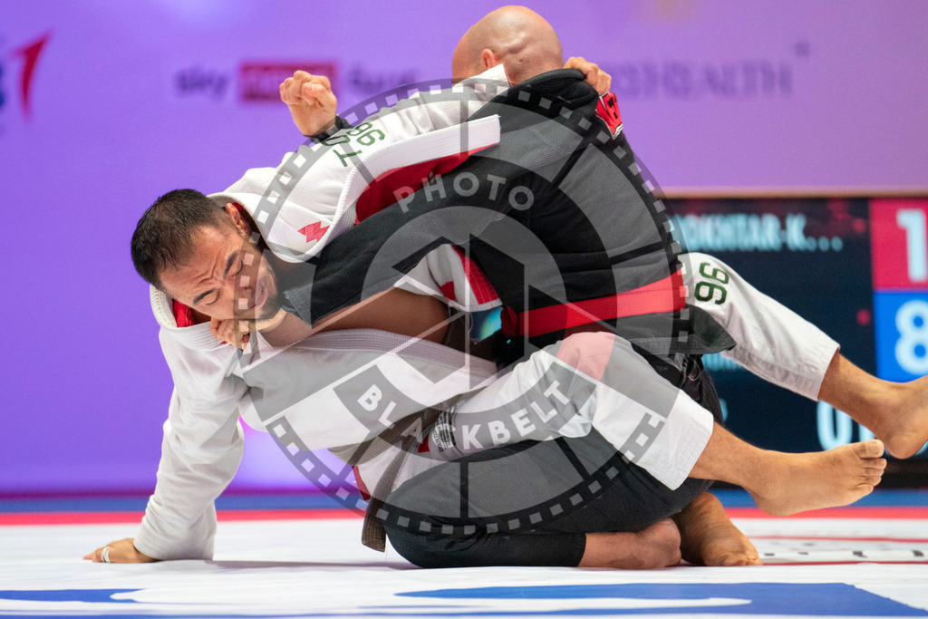 20231107PBB5800 | Fighters compete during the AJP World Master Championship in the Mubadala Arena in Abu Dhabi, Arab United Emirates, on November 7, 2023.