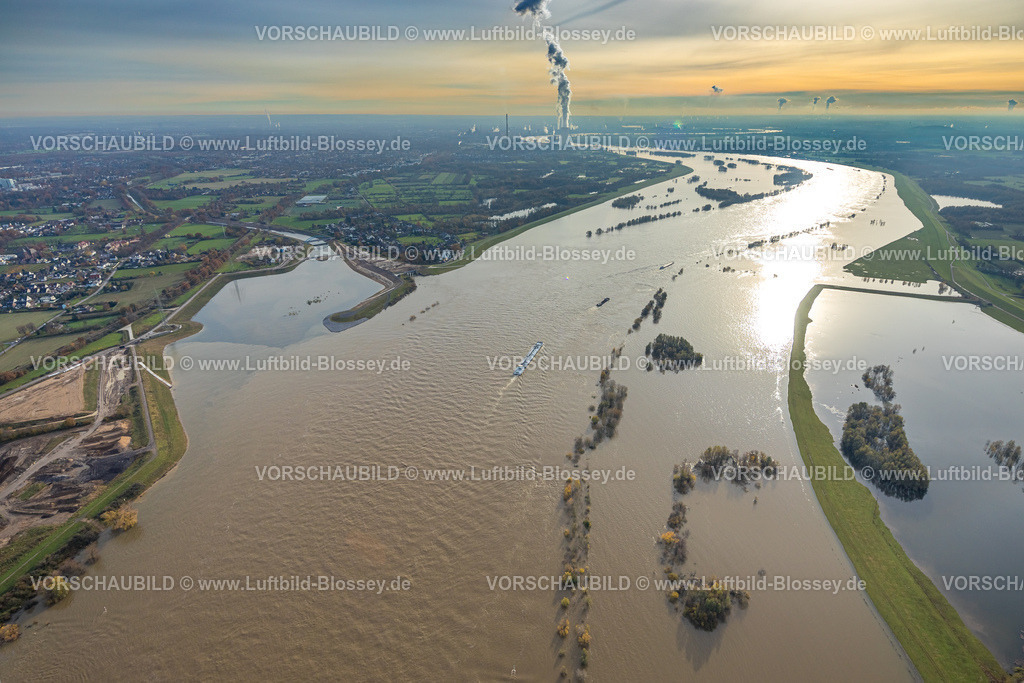 Dinslaken231107410Emschemuendung | Luftbild der Hochwassersituation an der neuen Emschermündung in den Rhein.Die Hochwassermarke 23.11.  liegt gegenüber Dienstag  etwa 30cm niedriger. Eppinghoven, Dinslaken, Ruhrgebiet, Nordrhein-Westfalen, Deutschland