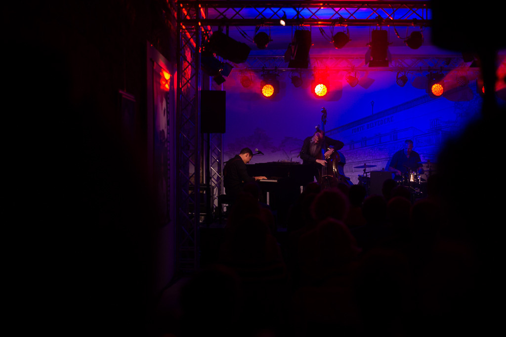 Tango meets Cuba | Tango meets Cuba mit den Klazz Brothers & Cuba Percussion im Forte Belvedere Leisnig zum Festival Hallo Leisnig 2022. - Realisiert mit Pictrs.com