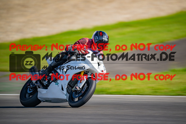 MaZZes_FotoMatrix_240702_6007705_2079 | ROT