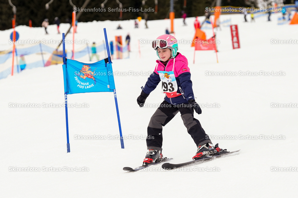 SRF_02.01.2026_0233 | Skirennfotos,Serfaus,Fiss,Ladis,Kinderskirennen,Winter,Tirol,Oberland,skirace,SFL,feelfree,weil wir's genießen,ski,Ski,skifahren,Sonnenplateau, - Realisiert mit Pictrs.com