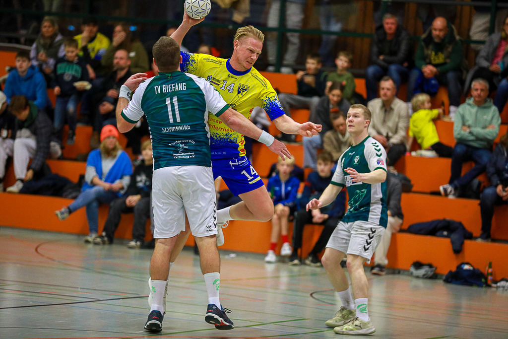 SVN_TvBiefang_161124_125 | Bildergalerie von Sport-Ereignissen aber auch von weiteren spannenden Dingen - nicht nur vom Niederrhein. In Anlehnung an den bekannten Spruch von Hanns Dieter Hüsch heißt das Motto: "Niederrhein ist überall".  - Realisiert mit Pictrs.com