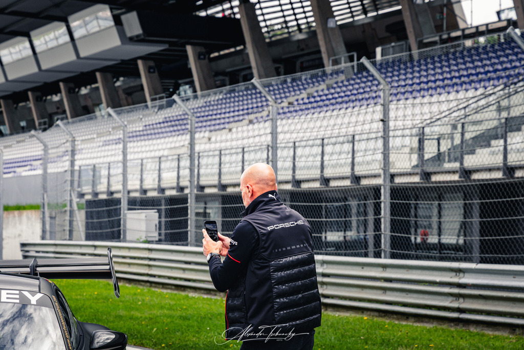 Red Bull Ring 2025 | Entdecken Sie die faszinierende Welt von Alexander Tschuncky Arts: Kreative Fotografie, atemberaubende Automobilkunst und hochwertiger Bilderdruck. Lassen Sie sich inspirieren! - Realisiert mit Pictrs.com