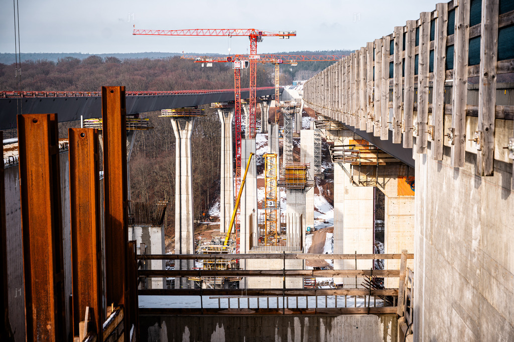 2026-02-04_Oberthulba_012 | Luftbild, Drohne, Multicopter, Bayern, Luftbilder, Luftbildshop, Jan R. Schäfer, aerialphotography, Abzüge, Luftaufnahmen, J1-Luftbild, J1-Fotografie und Luftbildservice, Würzburg, fineart, Abzüge, Drucke, Glasdruck - Realisiert mit Pictrs.com