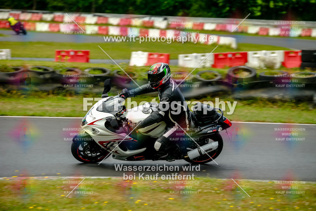 VBK-4643 | Hier findet Ihr Bilder von Touristenfahrten auf der Nürburgring Nordschleife oder von anderen Veranstaltungen die ich besucht habe. Viel Spass beim Durch Schauen 