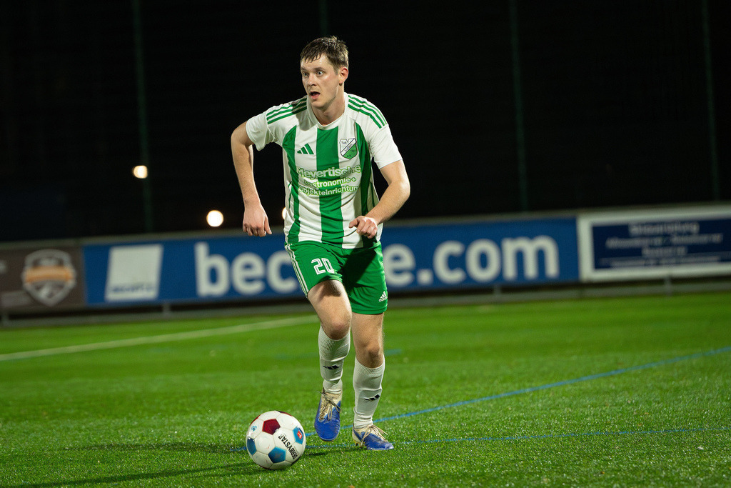 Fußball I Herren I Saison 2025-2026 I Freundschaftsspiel I TSV Grossenkneten - TuS Lutten I 0993 | Steffen Karns (20, TuS Lutten) - Realisiert mit Pictrs.com