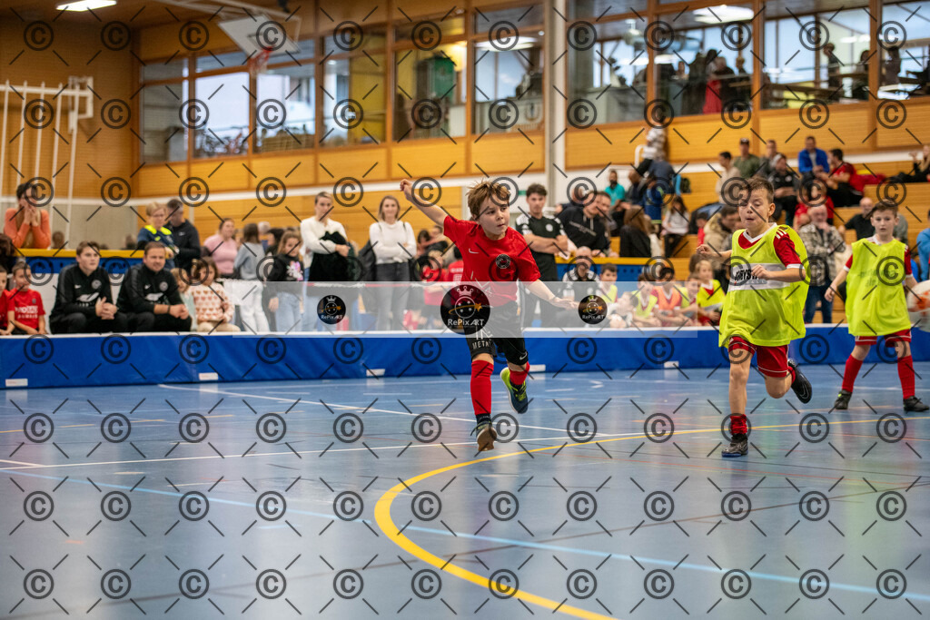 20231126_FCR_Hallenturnier_F2_055 | Sport und Naturfotografie von Roberto Esposito zeigt echte Momente Bewegung und die Schönheit der Natur. Ausdrucksstarke Bilder schaffen Emotionen.