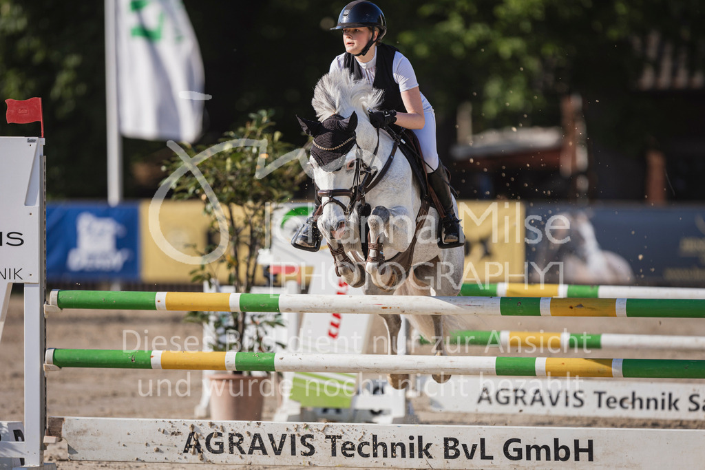 250501_MünsterHandorf_PonyTrophy-273 | Deine schönsten Turniermomente als professionelle Fotos! Entdecke hochwertige Pferdesport-Fotografie im Online-Shop. Jetzt Fotos finden & bestellen!