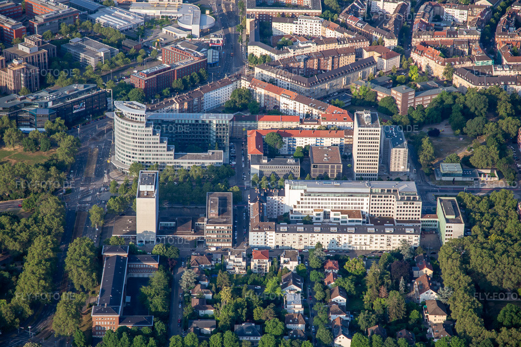 Luftbild: Mannheimer Versicherung AG und Fluor GmbH im Ortsteil Oststadt in Mannheim im Bundesland Baden-Württemberg in Deutschland. Foto: IMG_136915.jpg vom 24.06.2023 durch Werner Riehm/FLY-FOTO.deWWW.MANNHEIMER.DE