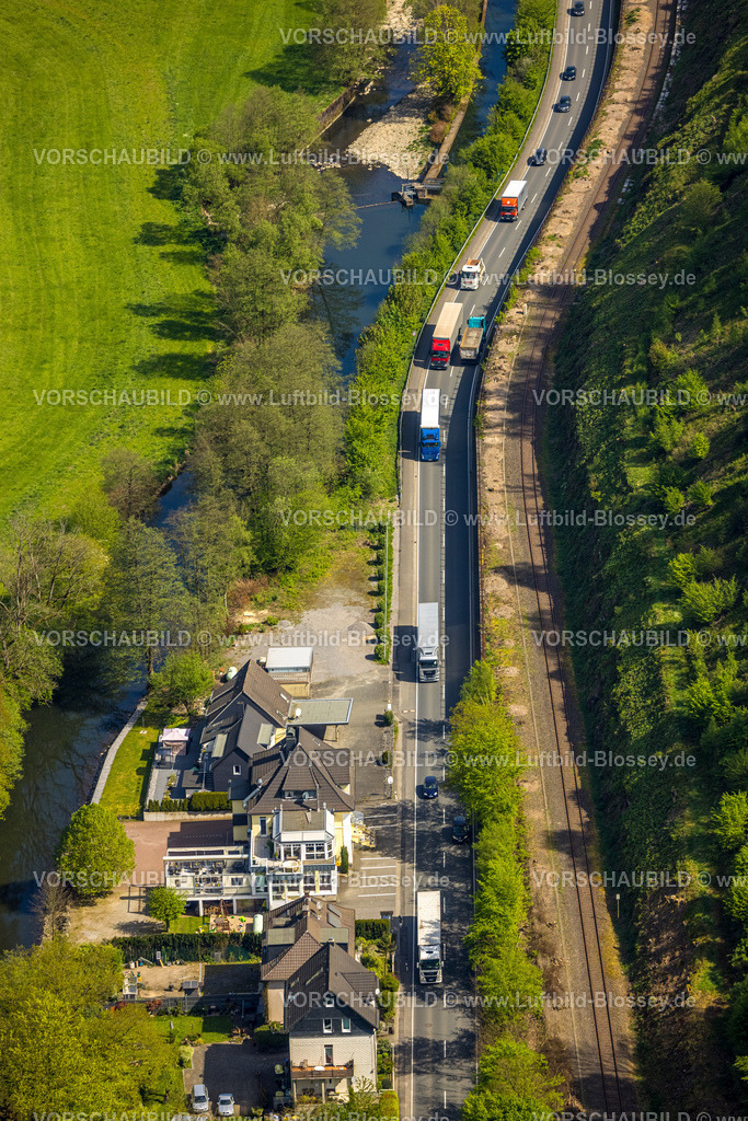 Hagen240504671B54 | Luftbild, Hotel Restaurant International, Rummenohler Straße Bundesstraße B54, Straßenverkehr LKW Ausweichstrecke wegen Sperrung der Autobahn A45 Sauerlandlinie, Fluss Volme, Dahl, Hagen, Ruhrgebiet, Nordrhein-Westfalen, Deutschland