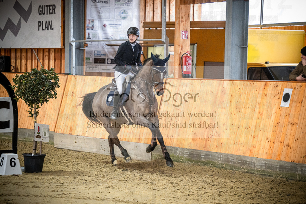 DOS_1065 | Entdecke hochwertige Reitturnierfotos von Foto Oger. Professionell, emotional und authentisch – jetzt Lieblingsmomente im Shop bestellen.Deutschlandweite Turnierfotografie. - Realisiert mit Pictrs.com