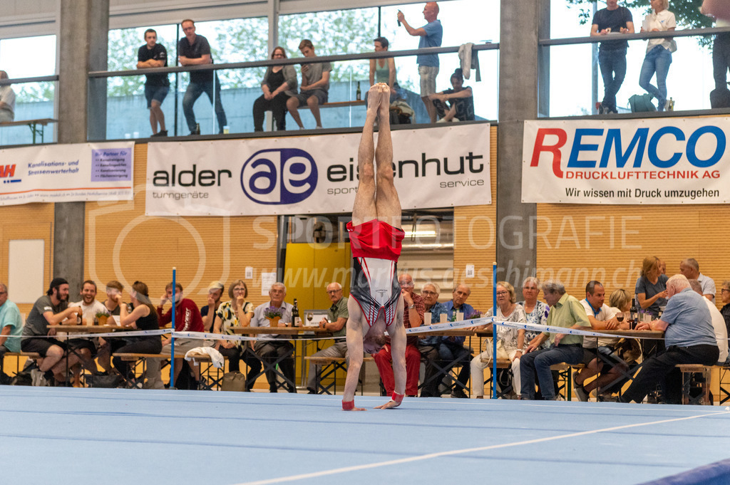 104. Zürcher Kunstturnertage Neftenbach - 14. May 2022 | 104. Zürcher Kunstturnertage Neftenbach
Turnhalle Ebni, Neftenbach
Programm 6 (P6)
Bild: Sportfotografie Markus Aeschimann | www.markus-aeschimann.ch - Realisiert mit Pictrs.com