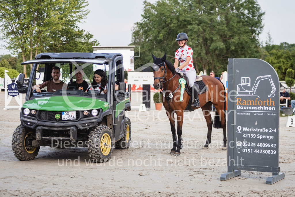 250531_MayDays_JNR-225 | Deine schönsten Turniermomente als professionelle Fotos! Entdecke hochwertige Pferdesport-Fotografie im Online-Shop. Jetzt Fotos finden & bestellen!