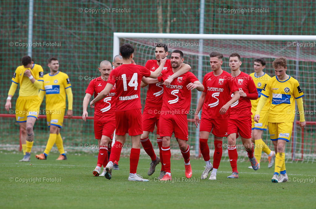 A_LUI_26032023_24 | SPORT,FUSSBALL LL.OST ASKOE OEDT 1B-PUTZLEINSDORF 26.03.2023 IM BILD: DIE SPIELER VON OEDT1B JUBELN UEBER DAS 2:0 FOTO:FOTOLUI