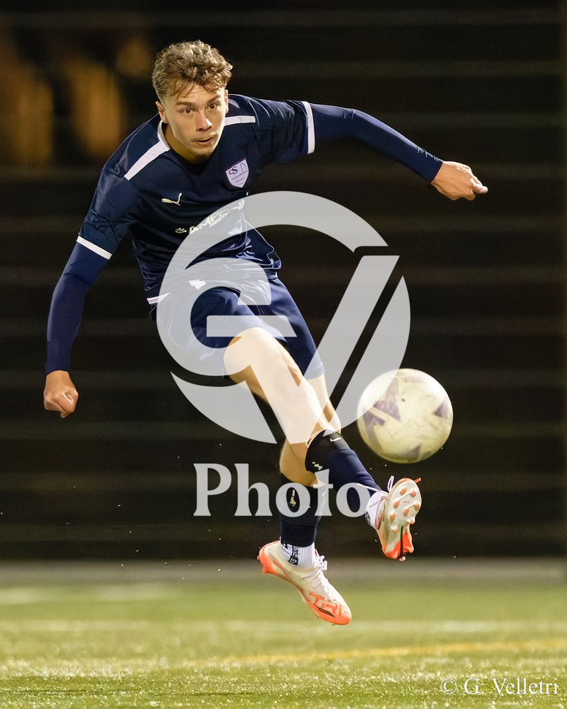 2ème ligue - CS Interstar v FC Kosova | during the 2ème ligue game between CS Interstar and FC Kosova at Stade de Varembé in Genève, Switzerland