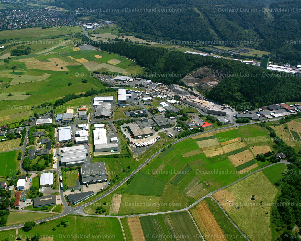 2610571 | MANDERBACH 09.06.2006 Industrie- und Gewerbegebiet  in Manderbach im Bundesland Hessen, Deutschland // Industrial and commercial area  in Manderbach in the state Hesse, Germany Foto: Gerhard Launer
