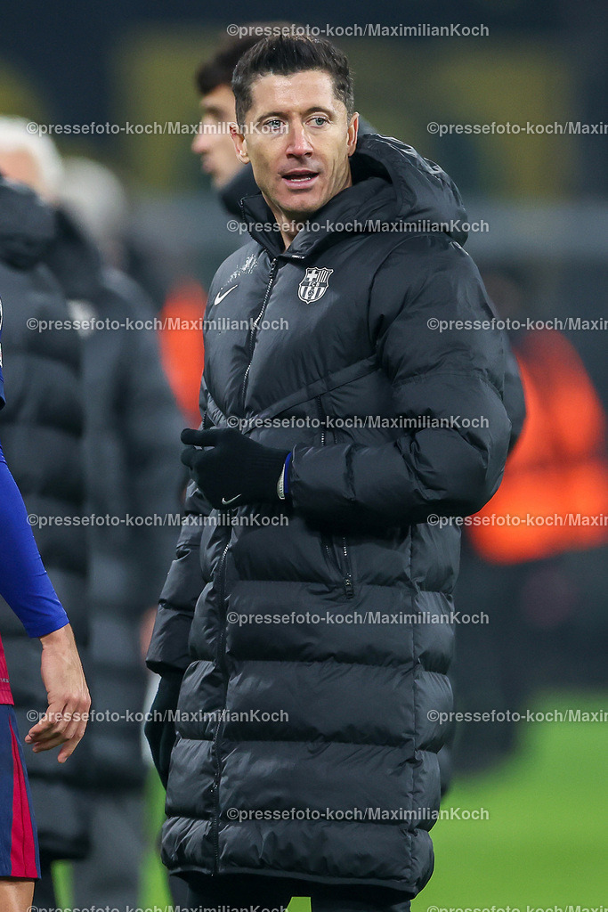 UCL11122402207 | 11.12.2024, UEFA Champions League, Borussia Dortmund - FC Barcelona, 8. Spieltag, Signal Iduna Park, Saison 2024 2025: Robert Lewandowski (Barca #9)