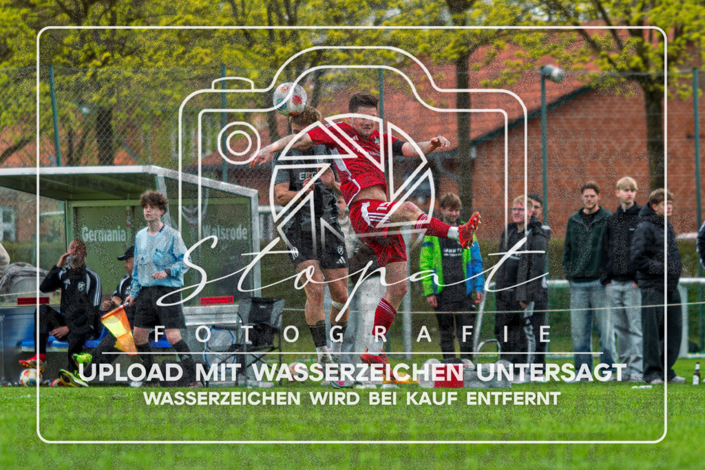 FGFSSCT-1032 | Wesley Weitz (SC Tewel #19) und Adam Jarkas (FG Fulde-Stellichte #10) beim Herren Kreisliga HK Spiel zwischen FG Fulde-Stellichte und SC Tewel im Lehrdestadion, Stellichte (Simon Paul Stopat) - Realisiert mit Pictrs.com