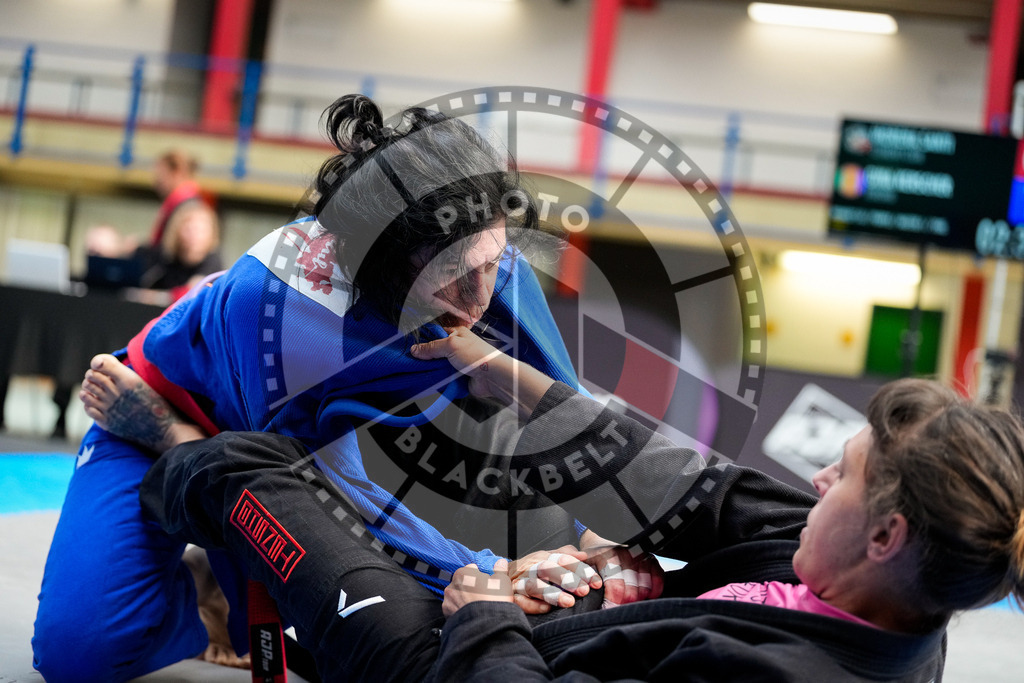 20250920PBB1601 | Athletes compete during the AJP Tour Hamburg International Jiu-Jitsu Championship, on September 20, 2025 in Hamburg, Germany. © Chiara Dazi / photoblackbelt