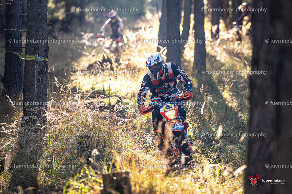 fuernholzer_251026-C2-29 | Fotografische Impressionen von der Red Stag Enduro Extreme by fuernholzer-photography.com. Endurosport in Österreich fotografisch festgehalten von fuernholzer. Auftragsfotografie für Private, Gewerbefotos und Industriefotografie. Eventfotografie, Sportfotografie und Motorsportfotografie. Anbieter von Fotoworkshops, Fototraining, fotografischen Vorträgen und Fotoseminaren.