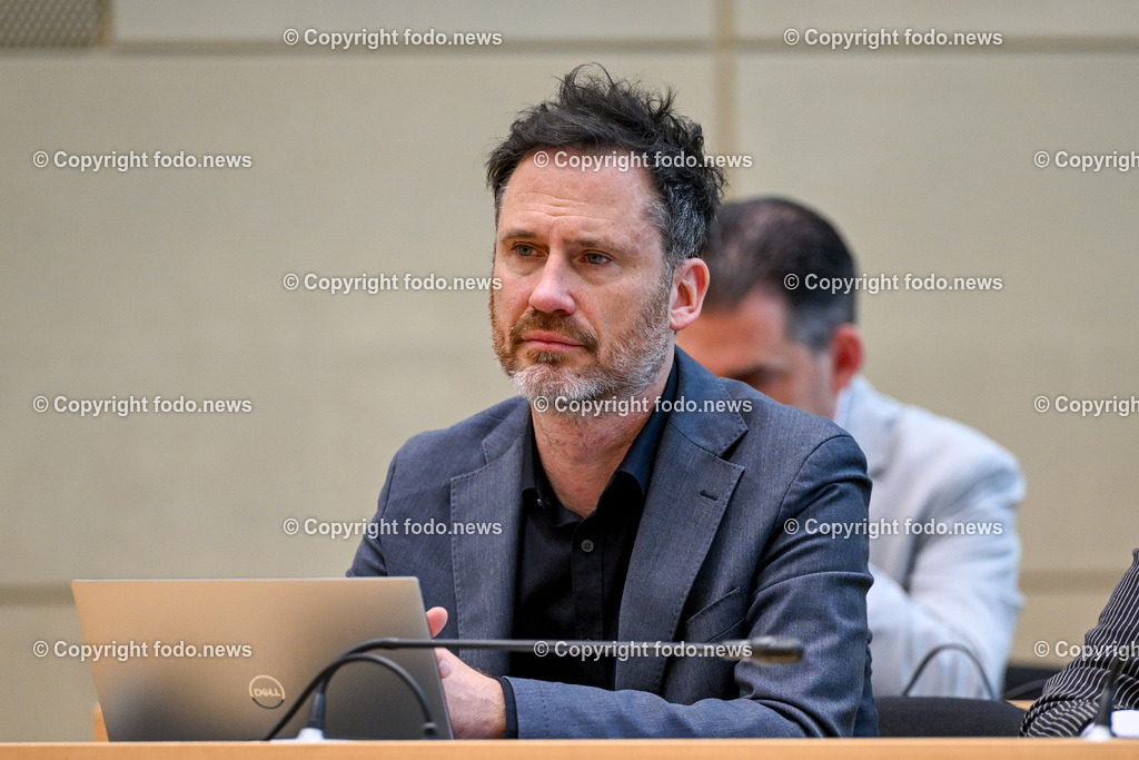 Gemeinderatsitzung Linz_ Altes Rathaus_ 21.03.2024-34 | 21.03.2024, Altes Rathaus Linz, AUT, Gemeinderatsitzung, im Bild Helge Langer (Die Gruenen)