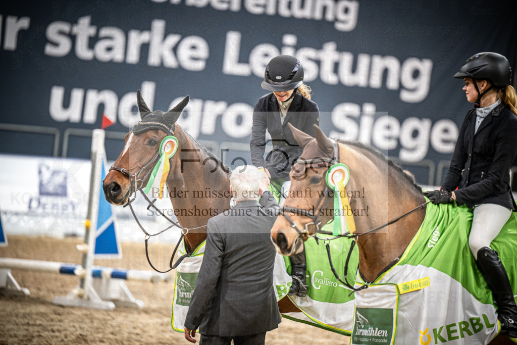 DOS_0044 | Entdecke hochwertige Reitturnierfotos von Foto Oger. Professionell, emotional und authentisch – jetzt Lieblingsmomente im Shop bestellen.Deutschlandweite Turnierfotografie. - Realisiert mit Pictrs.com