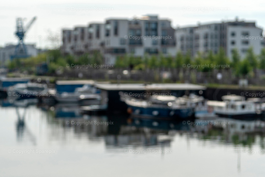 CRO_Bridges36_Bokeh | sparepix - Realisiert mit Pictrs.com