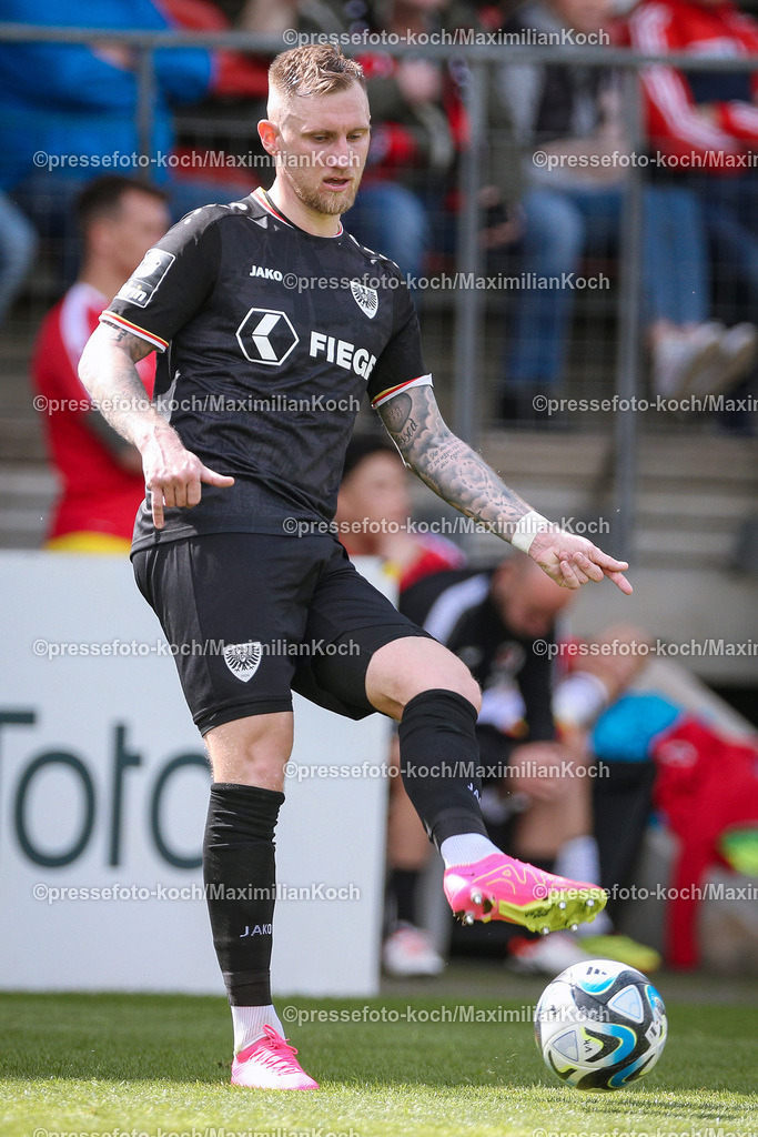 Koe3Liga27042402167 | 27.04.2024, Köln, Fußball, bwin 3. Liga Herren, Sportpark Höhenberg, 35. Spieltag, Saison 2023 2024, FC Viktoria Köln – Preußen Münster: Alexander Hahn (Preußen Münster). 
DFB regulations prohibit any use of photographs as image sequences and or quasi-video.