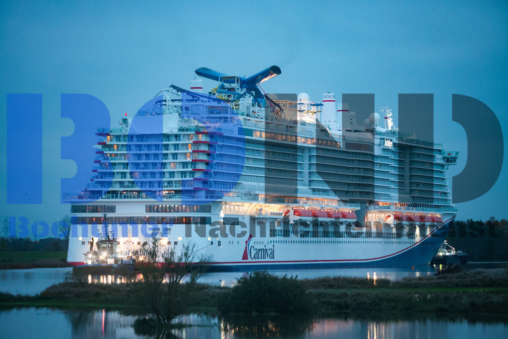  30.10.2023 - 
 | Sebastian Sendlak / Bochumer Nachrichtendienst (BOND) - Ueberfuehrung Carnival Jubilee - Meyer Werft Papenburg - Realisiert mit Pictrs.com