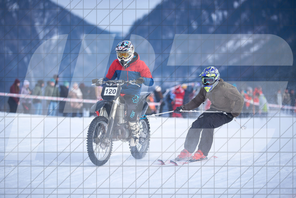 11. Holzknecht Skijöring | Skijöring am 24.01.2026: 11. Holzknecht Skijöring in Gosau am Dachstein, Oberösterreich, ÖsterreichFoto: © 2026 Martin Bihounek | mb-creative.eu