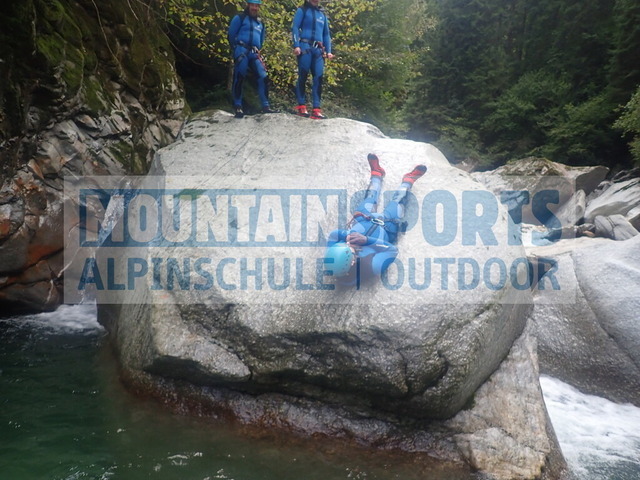 P1030112 | Bestelle die Bilder deines Berg- oder Wasser-Abenteuers mit Mountain Sports bequem von zu Hause aus direkt über unseren Online Fotoshop von pictrs.com. - Realisiert mit Pictrs.com