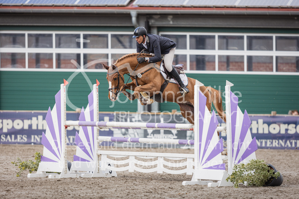 230411_Mühlen_03SprPf-L-417 | Deine schönsten Turniermomente als professionelle Fotos! Entdecke hochwertige Pferdesport-Fotografie im Online-Shop. Jetzt Fotos finden & bestellen!