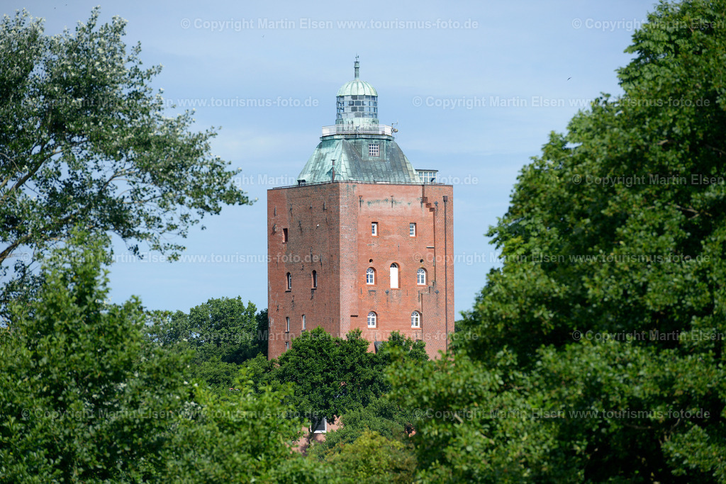 Neuwerk_ELS1296260716 | Insel Neuwerk - Aufnahmedatum: 19.07.2016, Aufnahmehöhe:  m, Koordinaten:  - , Bildgröße: 7360 x  4912 Pixel - Copyright 2016 by Martin Elsen, Kontakt: Tel.: +49 157 74581206, E-Mail: info@schoenes-foto.deSchlagwörter:Nordsee, Watt, Wattenmeer, Gezeiten, Hamburg, Küste, Insel, Leuchtturm Martin Elsen, Wattwagen,Wattfahrt,Wattwandern,Kinder, - Realisiert mit Pictrs.com