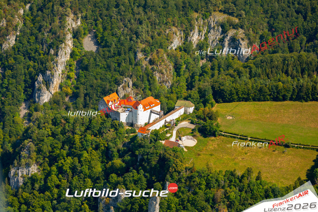 Das Luftbild zeigt : Burg Wildenstein Leibertingen - Die Luftaufnahme wurde 2024 vom UL-Flugzeug aus erstellt ( keine Drohne ) - Hochauflösende Luftaufnahme - Für grossformatige Ausdrucke geeignet. Die Geschenkidee !Mit Lizenz und Bildrechte bestellbar