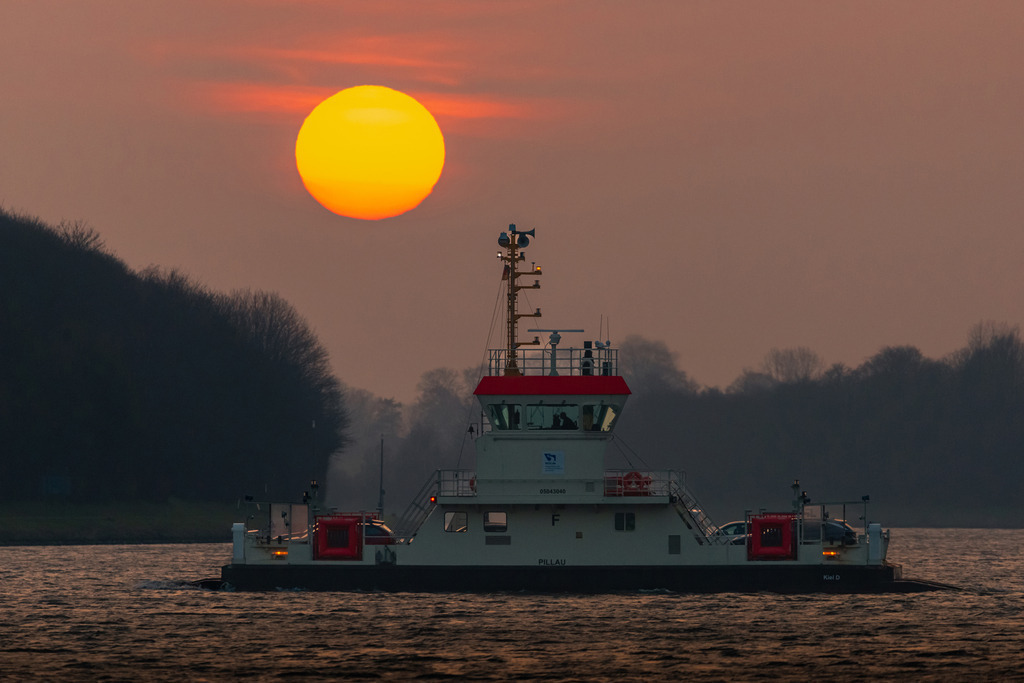 CCL_3644 | Entdecken Sie hochwertigen Fotodruck auf Leinwand, Acrylglas, Alu-Dibond und weiteren Materialien bei Fotodruck Online. Gestalten Sie individuelle Wandbilder in bester Qualität – ideal für besondere Erinnerungen und stilvolle Dekorationen. 